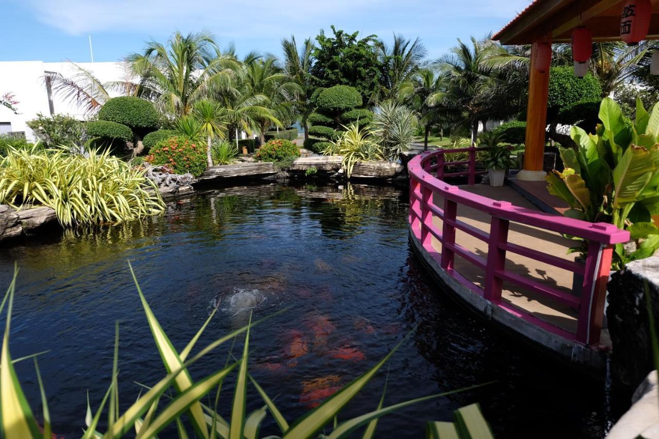 Private Villa At Oceanami Resort Phuochai Buitenkant foto