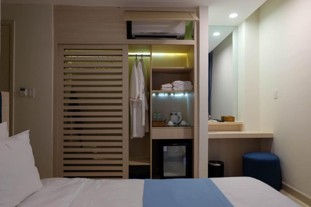 Private Villa At Oceanami Resort Phuochai Buitenkant foto
