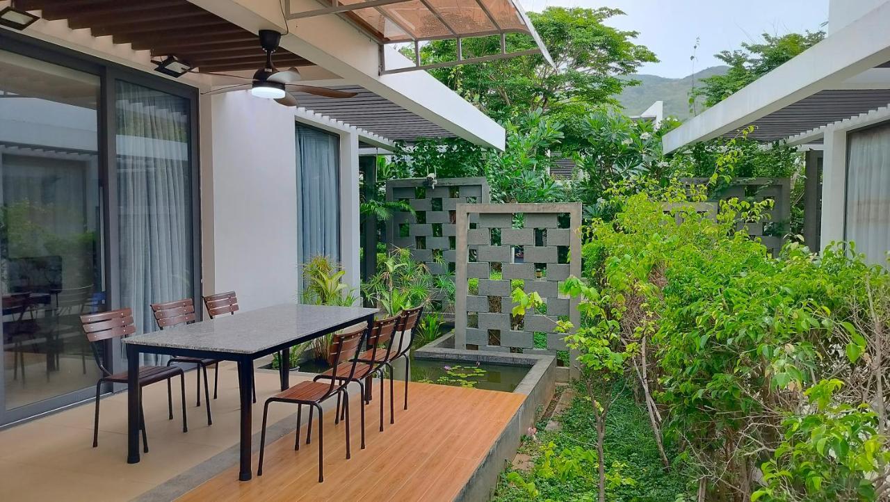 Private Villa At Oceanami Resort Phuochai Buitenkant foto